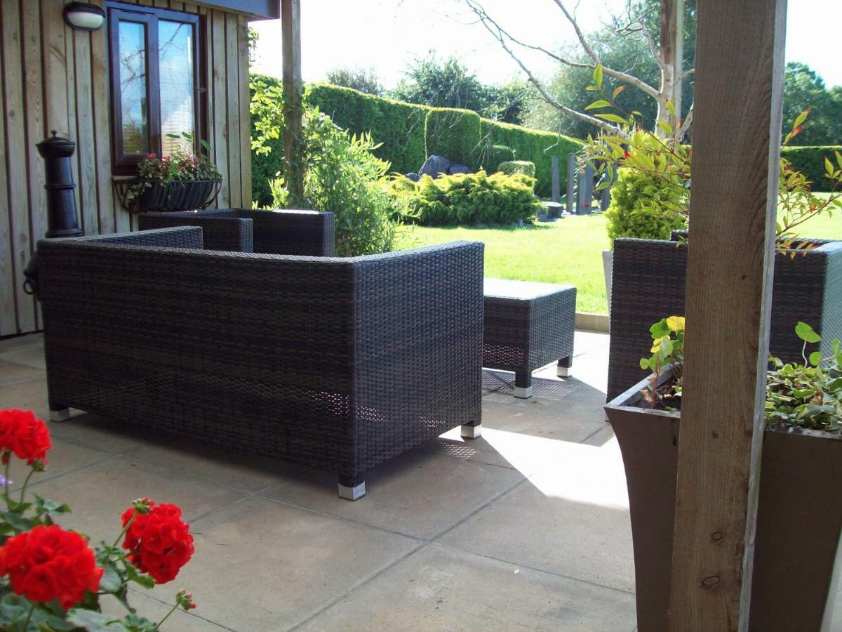 Worle Willow Barn Boutique B&B מראה חיצוני תמונה